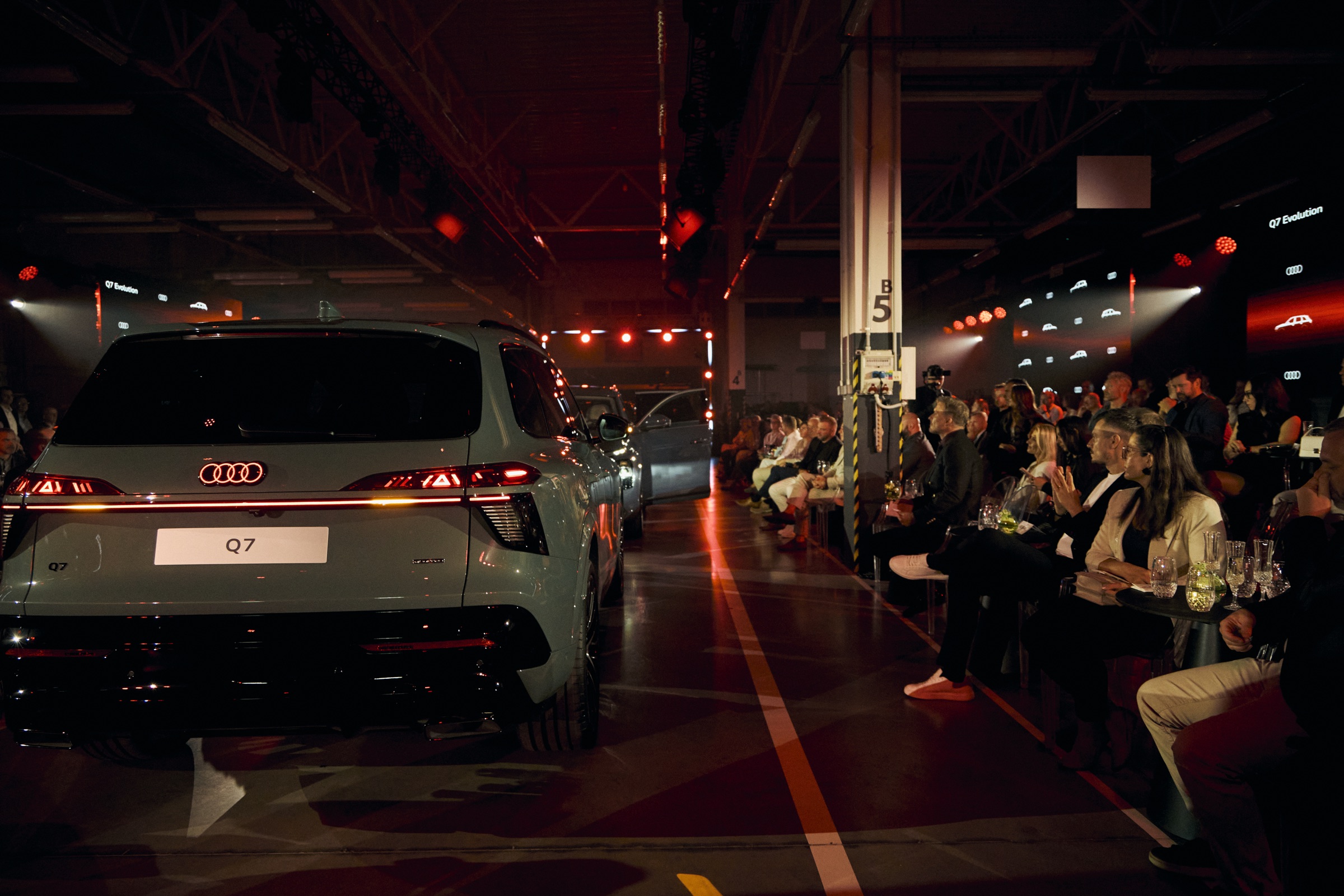 Audi Q7 — fotografia 37